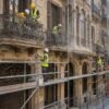 Empresas de construcción en Barcelona rehabilitando un edificio del Eixample